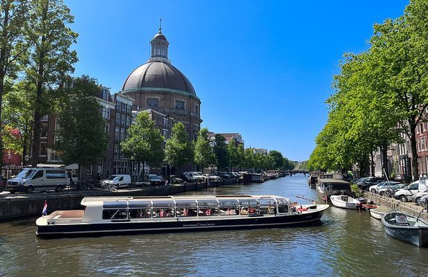 Amsterdam: Keukenhof Entry plus Shuttle Bus & 75 min Canal Cruise