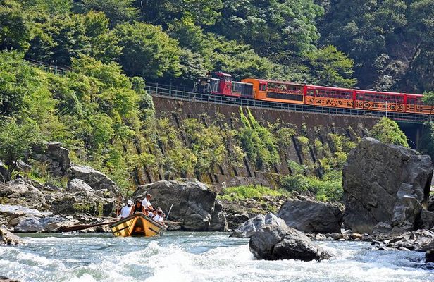 Kyoto Bus Tour:Sagano Railway & Hozugawa River Boat Ride 【SW】