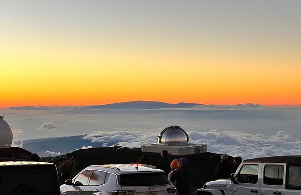 From Big Island Hilo - Enchanting Mauna Kea & Waterfalls Tour