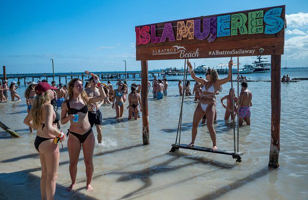 Catamaran Adventure Isla Mujeres with Snorkeling and Beach Club