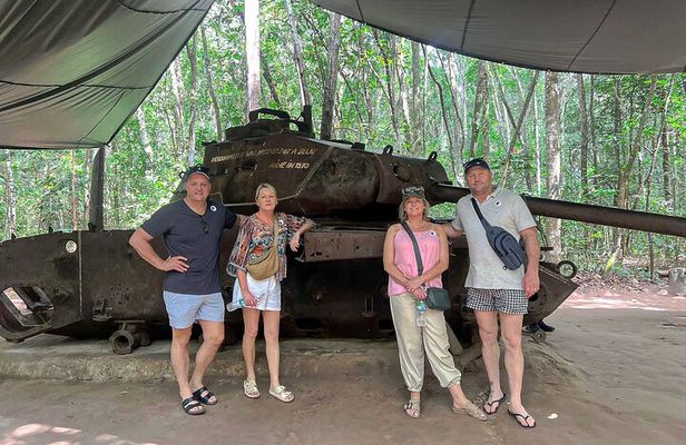 Cu Chi Tunnels Tour with Cooking Experience for Lunch
