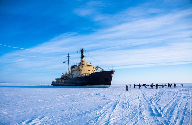 Icebreaker Sampo Cruise with transfer from Rovaniemi