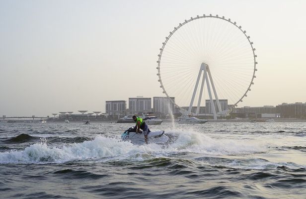 30 Minutes Jet Ski in Dubai JBR