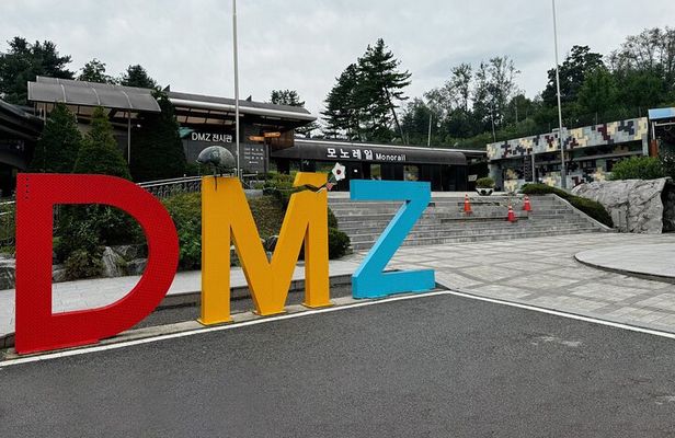 DMZ Tour from Seoul: 3rd Tunnel, North Korea View & UNESCO Valley