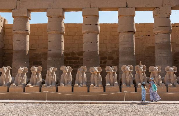 Private Day Tour of Luxor East & West Bank Temples and Tombs