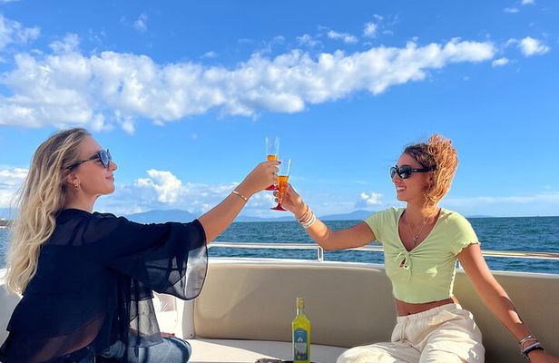 Sunset Boat Tour with Aperitif on the Amalfi Coast