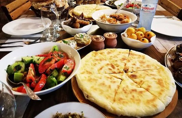 KUTAISI Family Feast: Experience Georgian Hospitality