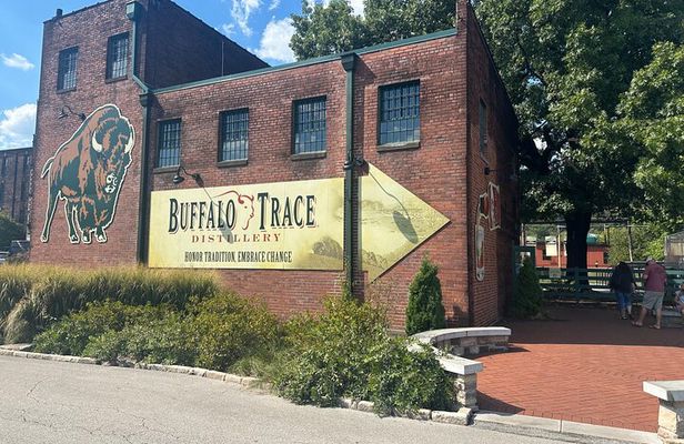 The Bourbon Bites Tours