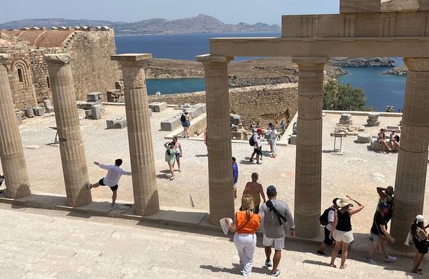 Lindos and the medieval City of Rhodes, FD private tour from port