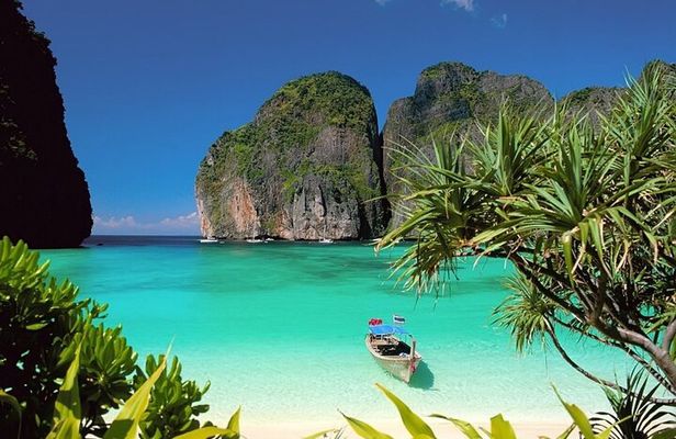 From Krabi - Phi Phi Island & Maya Bay Speedboat Tour with Lunch