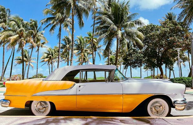 South Beach Top Highlights Tour with Lincoln Rd and Espanola Way
