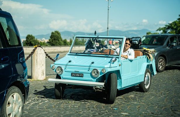 Rome Tour by Classic Fiat 600 Cabriolet with Prosecco