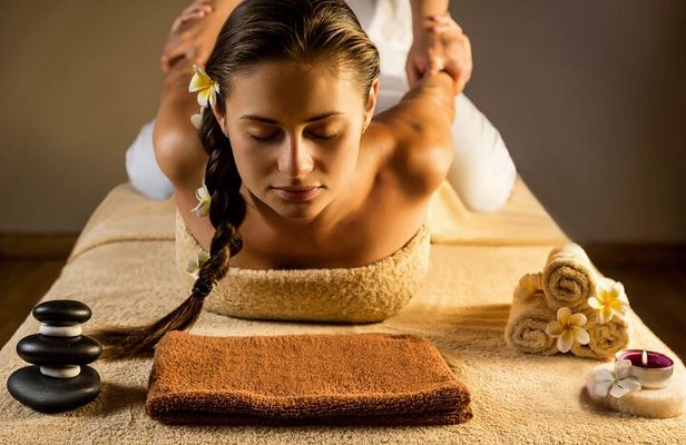 1 Hour Full Body Massage with Jacuzzi & Sauna in Hurghada