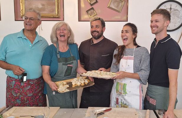 Private Cooking Class: Pasta, Orvieto Tour and Tasting