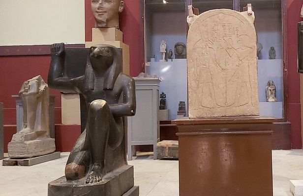 Giza Pyramids, Museum & Khan El Khalili Tour with Expert Guide