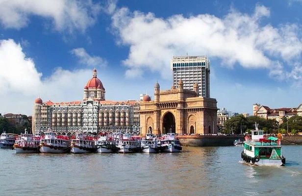 Private Mumbai 2-Day Tour Package:City + Slum & Elephanta Island.