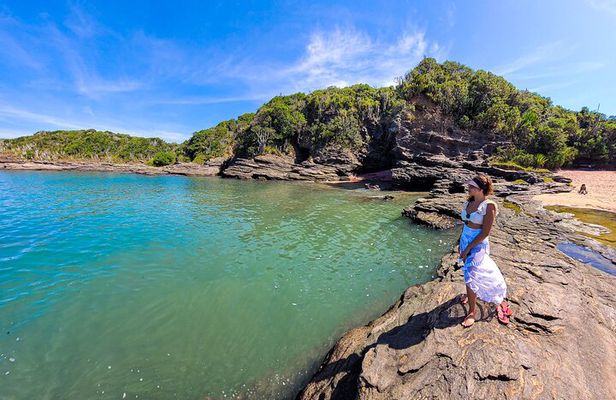 Búzios Full day: Boat and Trolley Tour with Lunch from Búzios