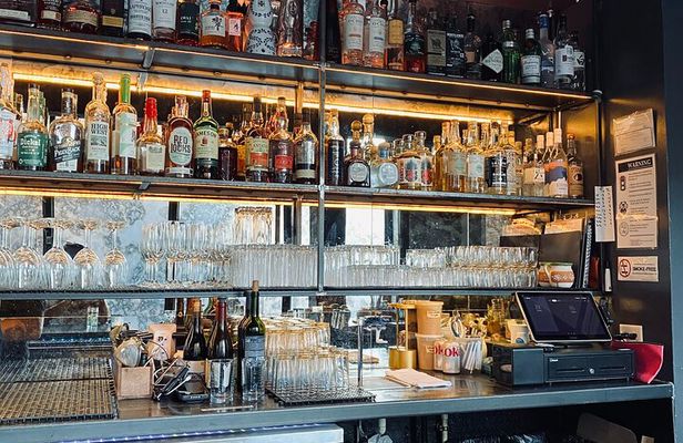 Explore Minneapolis Bar Tour