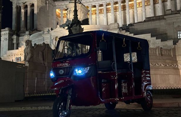 E-Tuk Tour Rome by Night