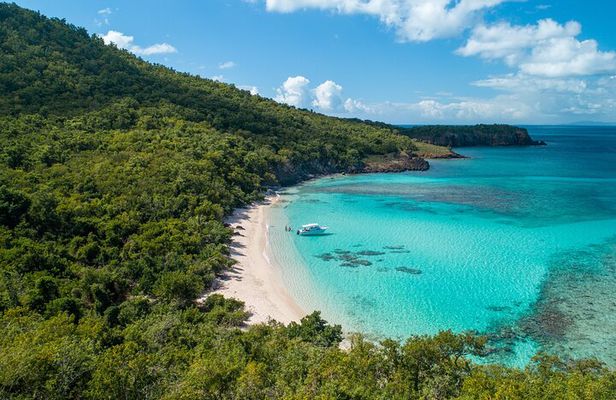 Full Day Private Boat Tour To Culebra