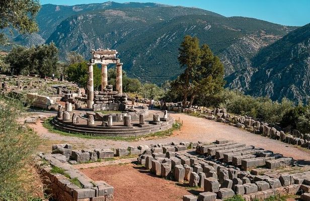 Delphi Full Day Private Tour from Athens