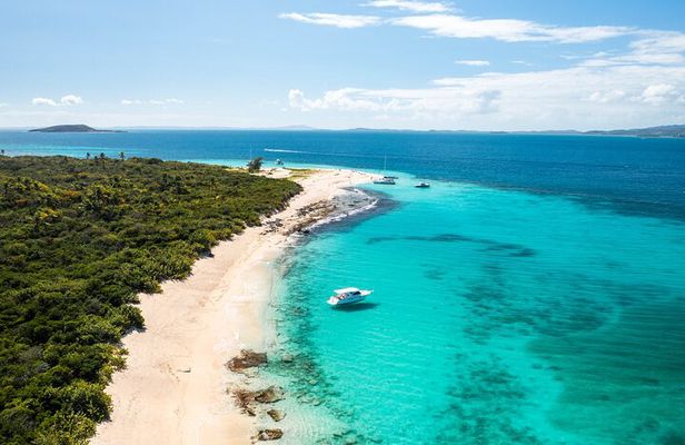 Luxury Private Tour to Fajardo Keys—Snorkeling & Island Adventure