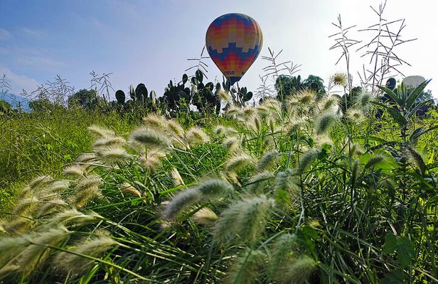 Teotihuacan Hot Air Balloon VIP private tour & guided visit