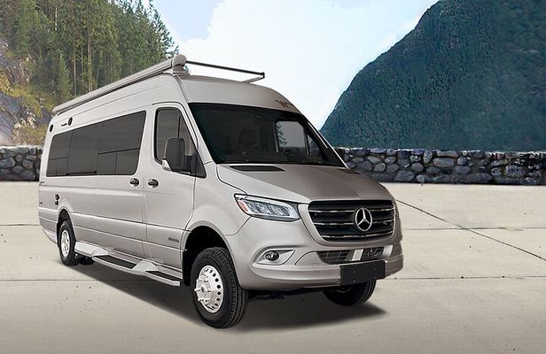 Luxury Private Van to Pikes Peak Garden of Gods
