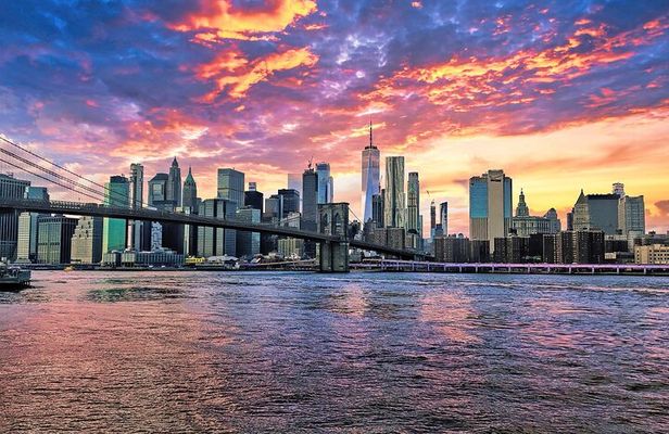 Statue of Liberty Skyline Evening Cruise on River in Manhattan