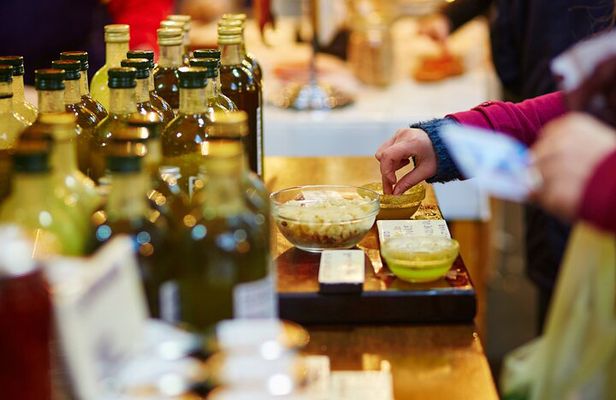 London Bridge & Borough Market Food Tour with 10+ Tastings