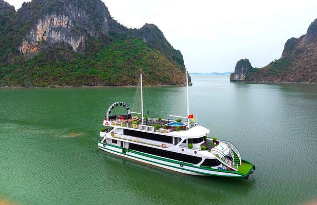 From Hanoi: Best Halong 5-Star Day Cruise, Buffet Lunch,Limousine