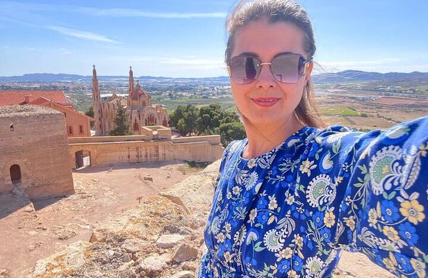 Castle Tour in Province of Alicante and Wine Tasting
