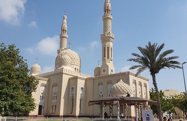 Private Guided Tour in English or Spanish in Dubai