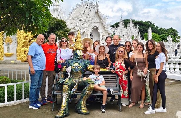 Chiang Rai:Guided Highlights Full-Day Tour-FREE LUNCH BUFFET