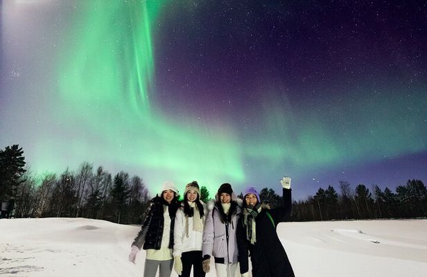 Aurora Hunting Pro Tour Guaranteed View- Unlimited time & mileage