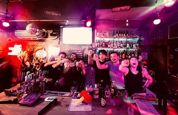 Osaka American village Bar hopping tour