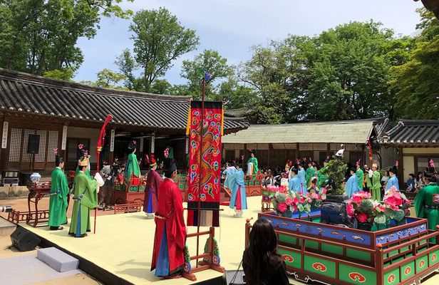 Lee’s Private Half Day Customized Seoul Tour