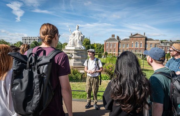 Visit Kensington Palace & 3 Hour Westminster Walking Tour