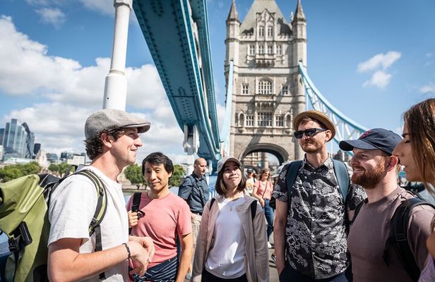 Explore Tower Bridge & London's Top 30 Landmarks Tour