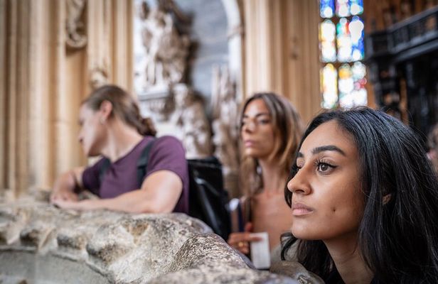Visit Westminster Abbey & Churchill War Rooms & Westminster Tour