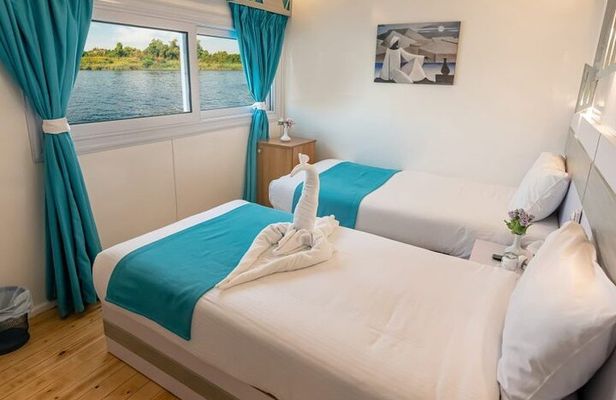 Dahabiya Nile Cruise: Luxor to Aswan - 5 Days/4 Nights