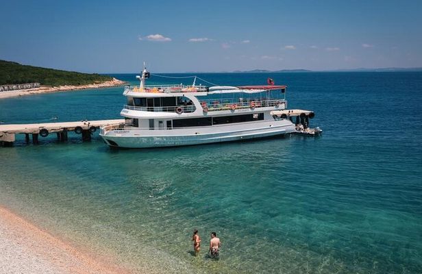 Boat Ticket to Sazan Karaburun and Haxhi Ali Cave From Vlora