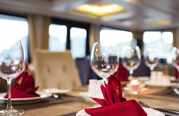 2 Days and 1 Night Aboard La Stellar Cruise in Halong from Hanoi