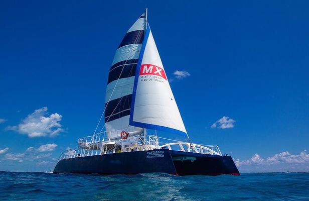 Isla Mujeres Catamaran Cruise Snorkel and Transportation Included