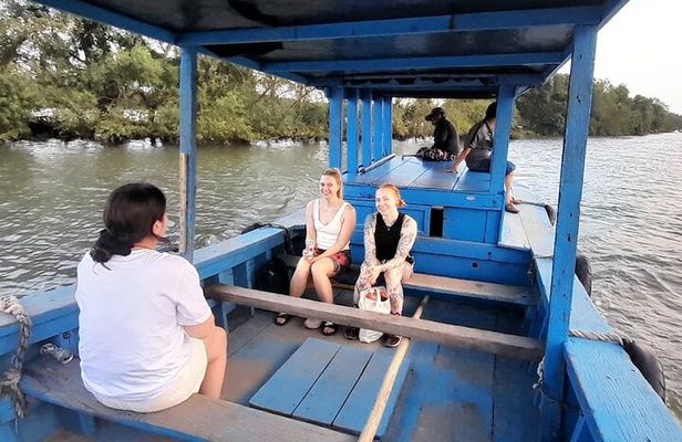 Private Banh It Tower and Con Chim Private Cultural Eco Adventure