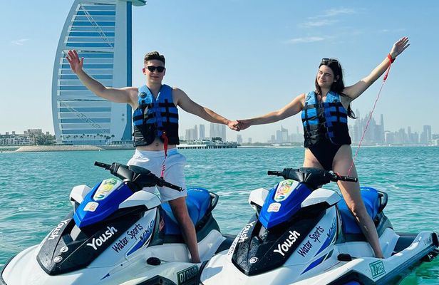 Dubai Jetski Tour of Burj al Arab and Burj Khalifa 45Min.