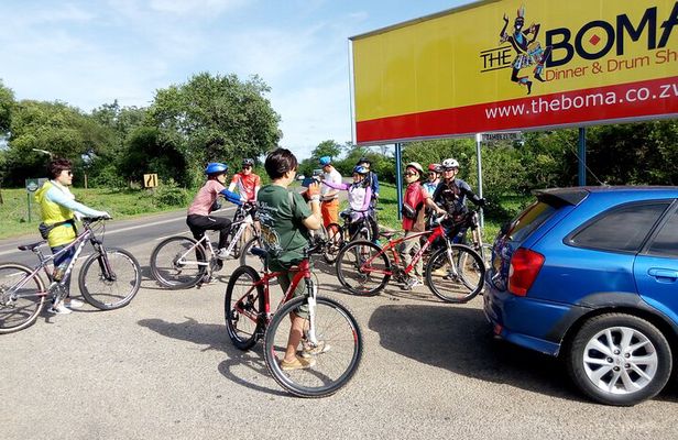 Royalty travel biking tour