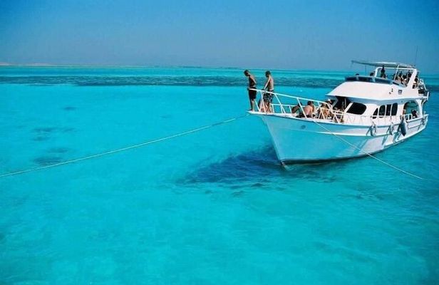 Glass Boat Sea Trip 1 hour With Transportation - Sharm El Sheikh