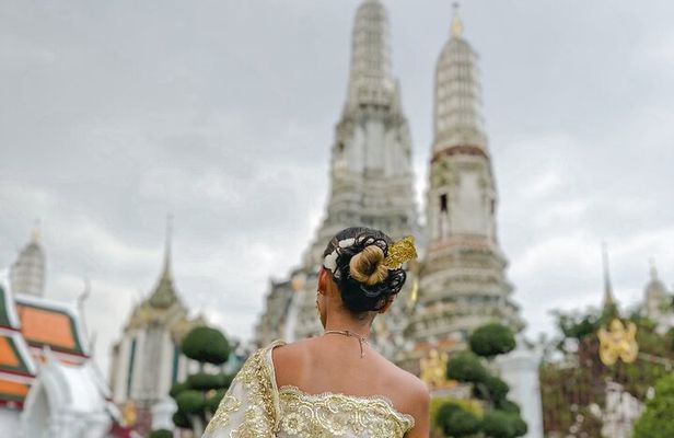 Wat Pho and Wat Arun Guided Walking Tour (2 Hours)