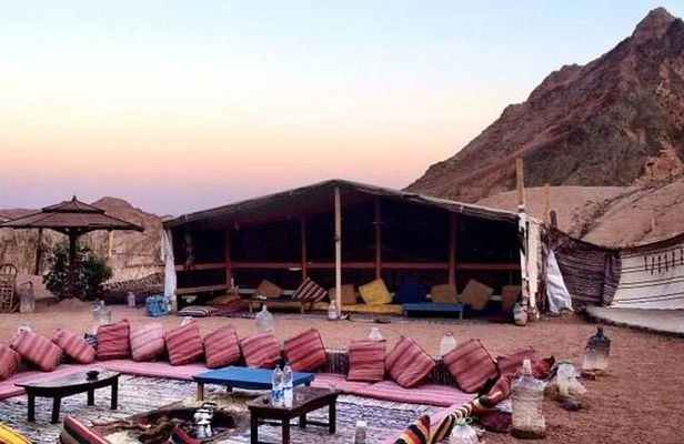 Luxor Star Watching Desert Adventure by Jeep with Dinner